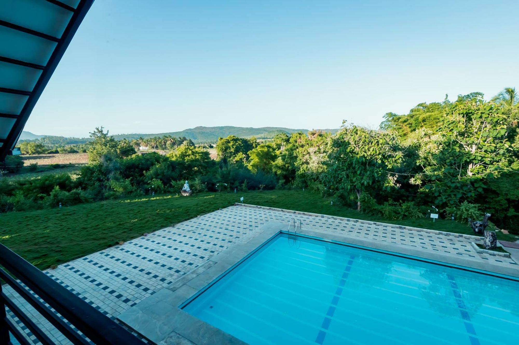 Commune18 Spa Resorts Chikmagalūr Zewnętrze zdjęcie