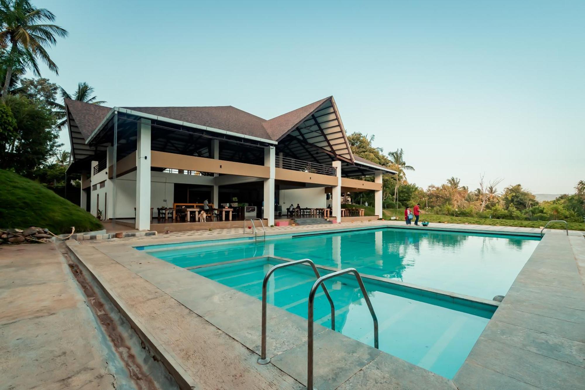 Commune18 Spa Resorts Chikmagalūr Zewnętrze zdjęcie