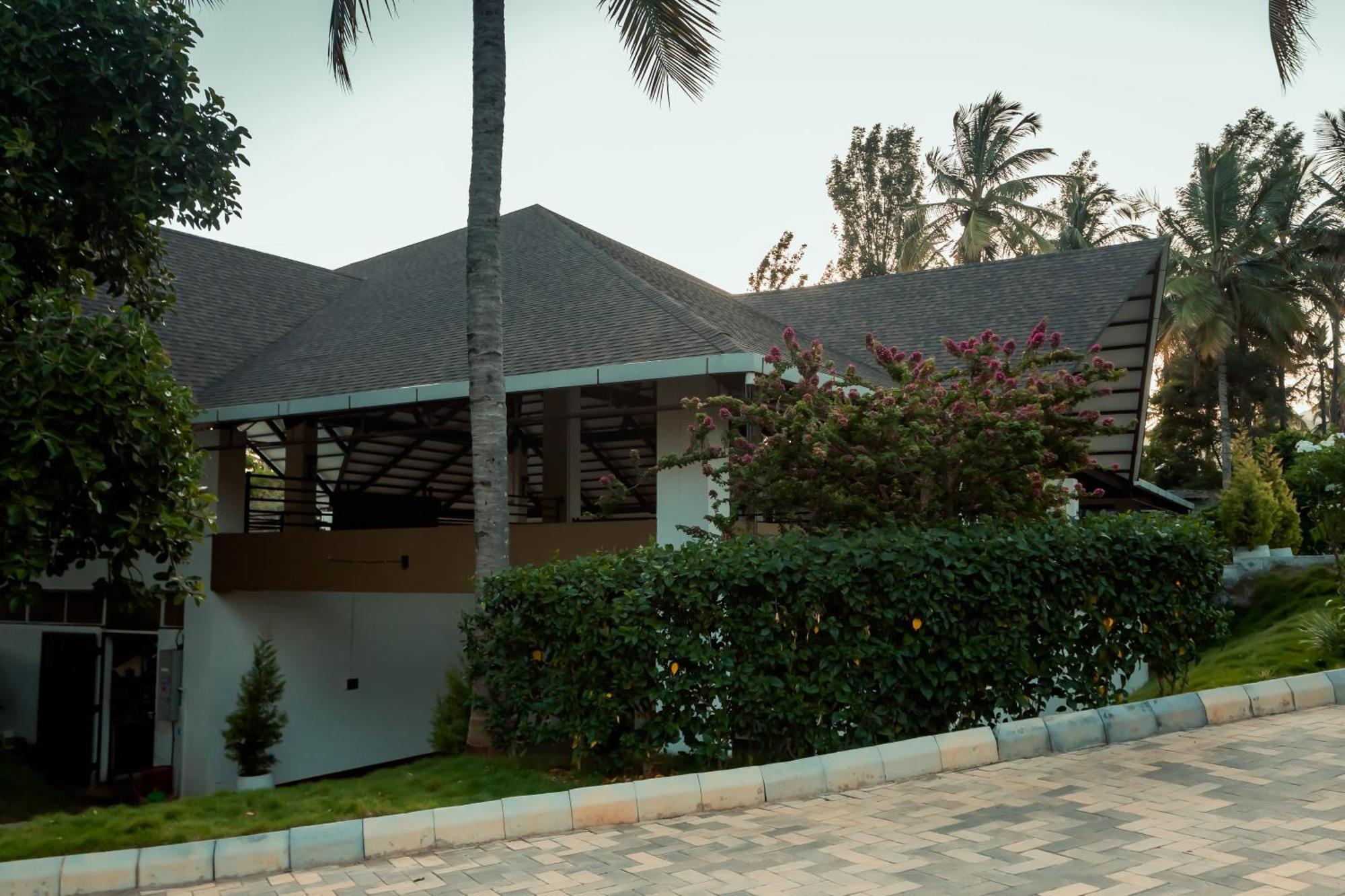 Commune18 Spa Resorts Chikmagalūr Zewnętrze zdjęcie