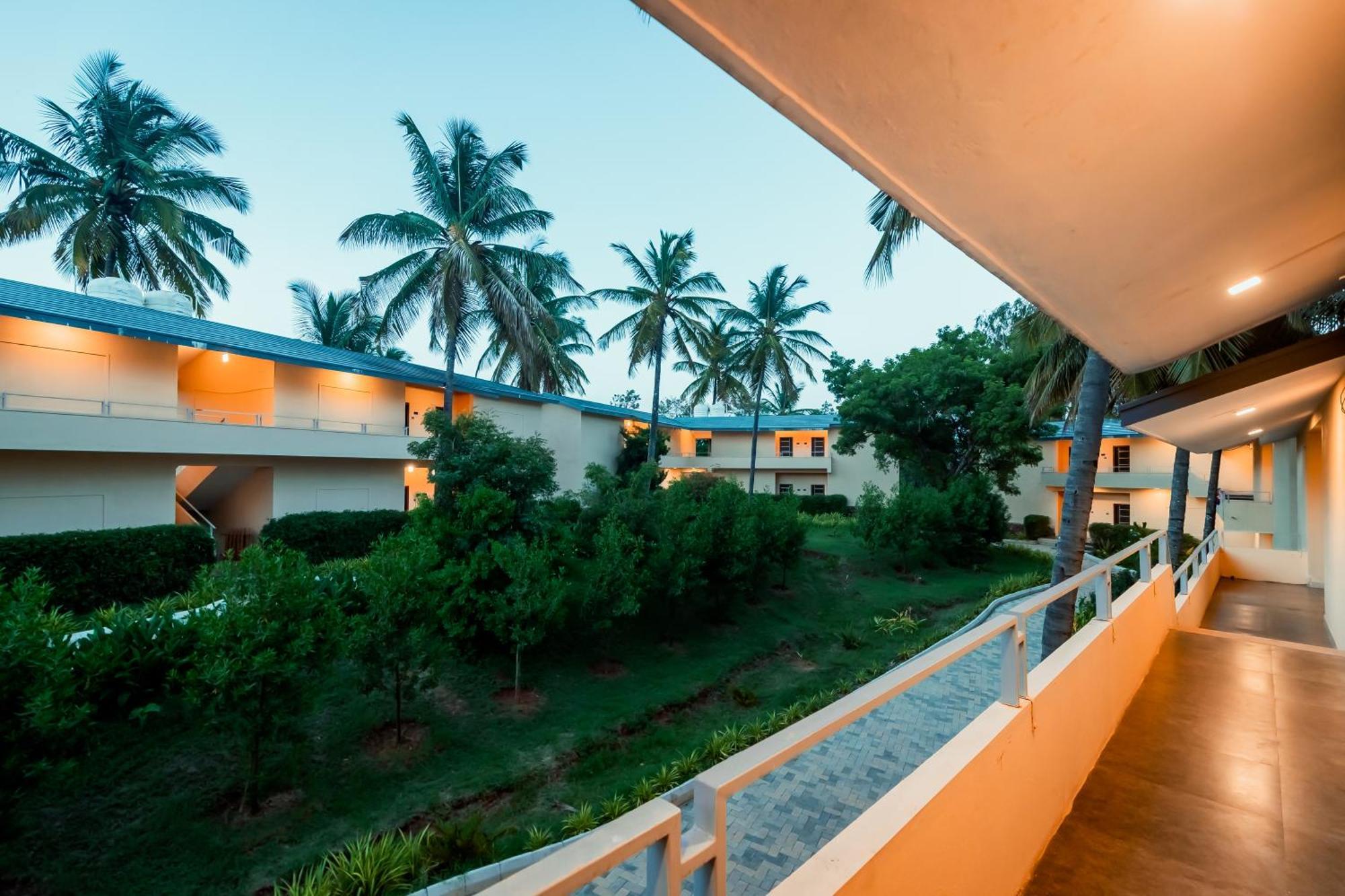 Commune18 Spa Resorts Chikmagalūr Zewnętrze zdjęcie