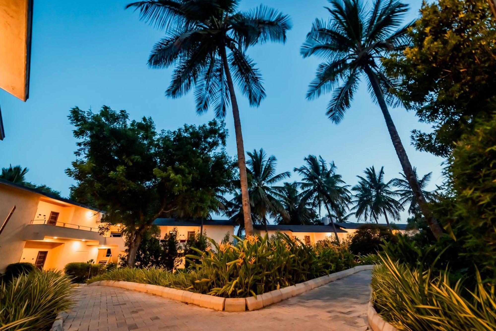 Commune18 Spa Resorts Chikmagalūr Zewnętrze zdjęcie