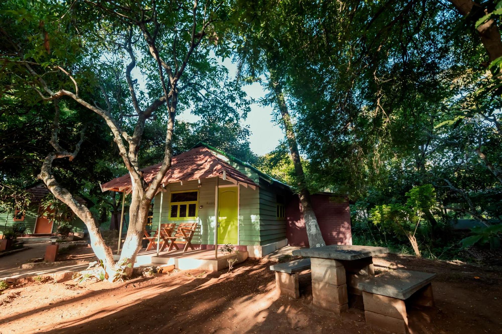 Commune18 Spa Resorts Chikmagalūr Zewnętrze zdjęcie